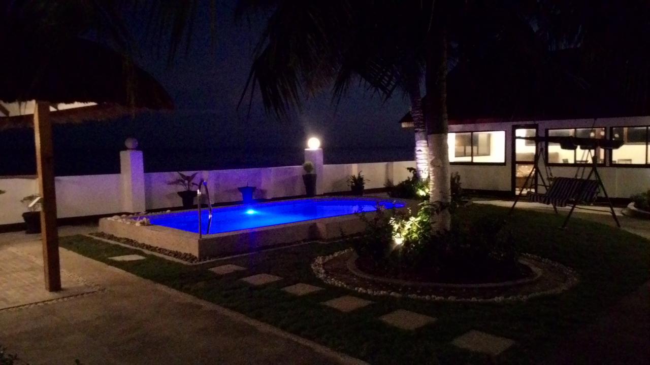 Bamboo Beachhouse Dormitory Garcia Hernandez エクステリア 写真