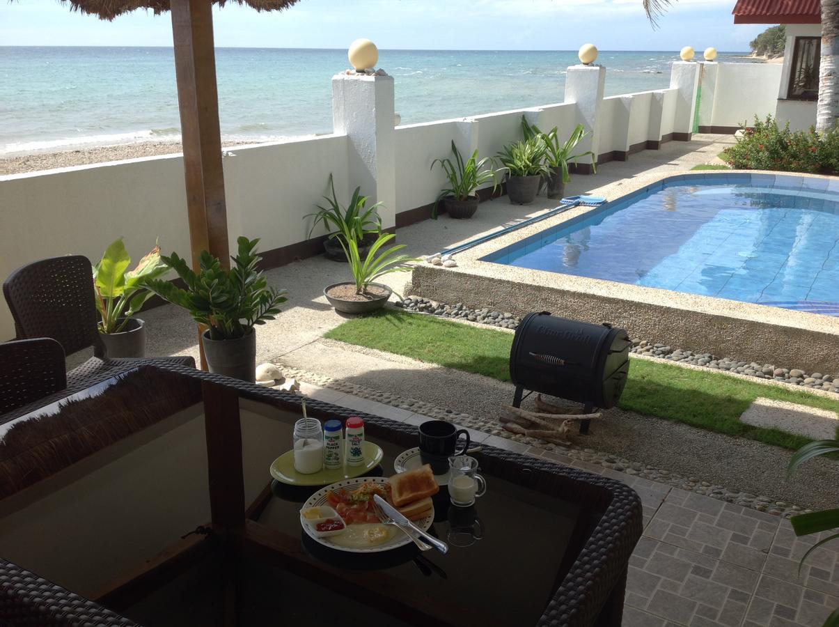 Bamboo Beachhouse Dormitory Garcia Hernandez エクステリア 写真
